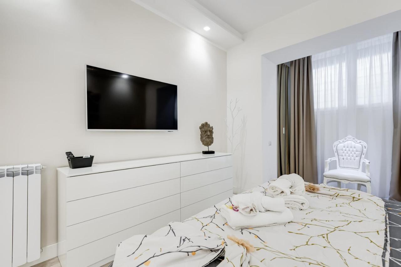 Bmga L The White Crown Apartment In Testaccio Roma Eksteriør bilde