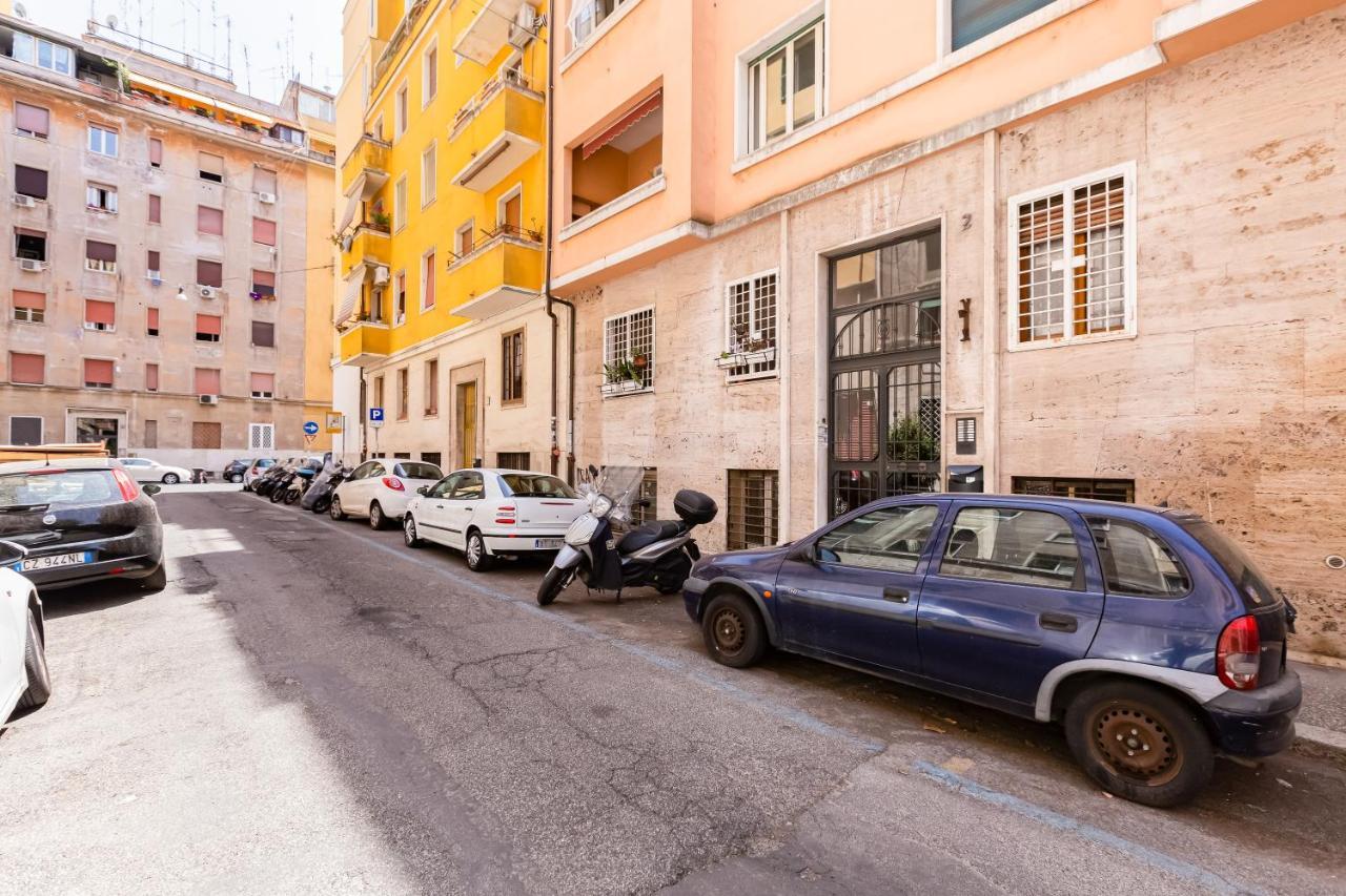 Bmga L The White Crown Apartment In Testaccio Roma Eksteriør bilde
