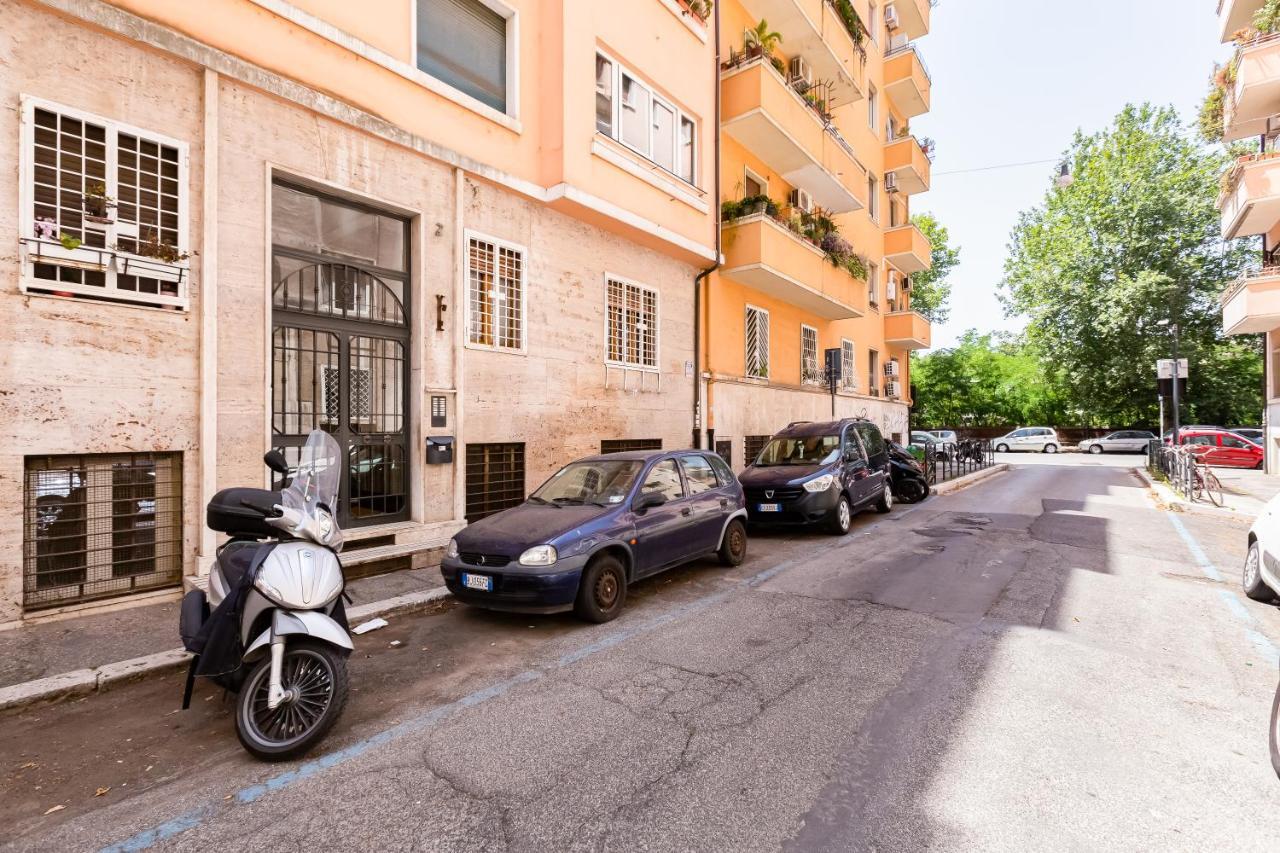 Bmga L The White Crown Apartment In Testaccio Roma Eksteriør bilde