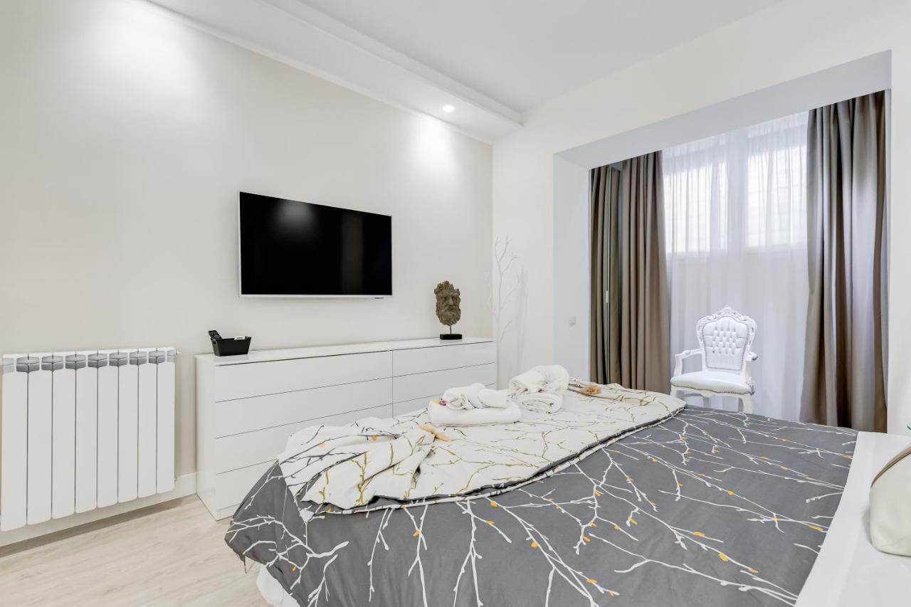 Bmga L The White Crown Apartment In Testaccio Roma Eksteriør bilde